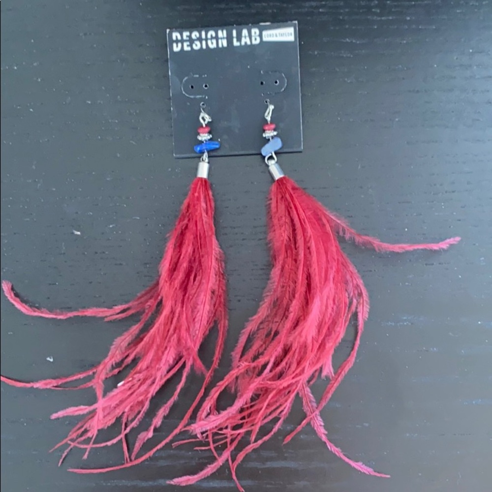 Design Lab Feather Earrings NEW